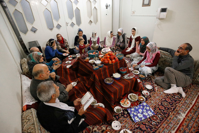 دست و دلی که برای خوشگذرانی در شب یلدا می‌لرزد!