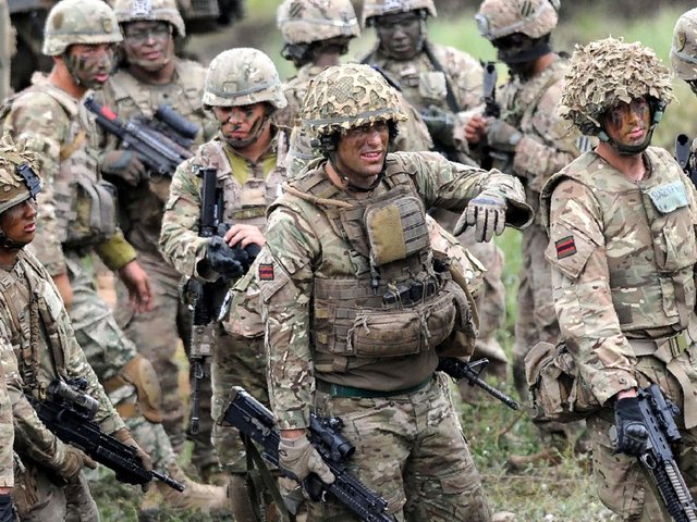 نیروهای ویژه انگلیس جای خالی آمریکایی‌ها را در افغانستان پر می‌کنند