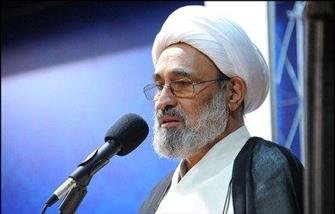 کسانی که در پی مذاکره و جلب رضایت آمریکا هستند، غیرخودی‌اند