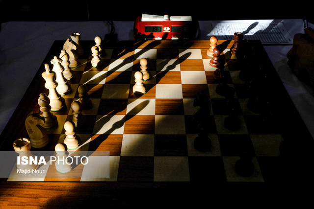 صدرنشینی فیروزجا در پایان دور پنجم رقابت‌های شطرنج سریع جهان