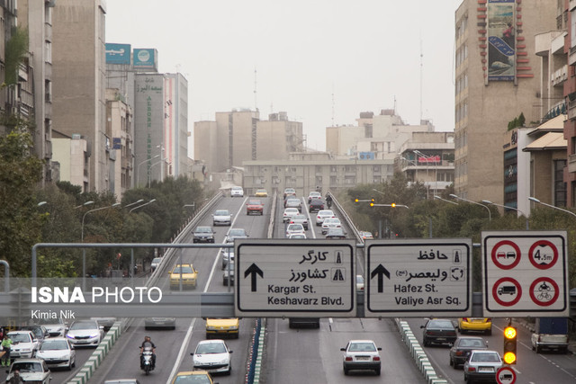 هوای تهران همچنان در مرز شرایط ناسالم برای گروه‌های حساس