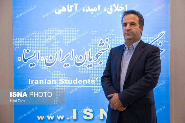 نماینده مردم شیراز: فعالیت گروه‌های مردمی در سیل اخیر را به رسمیت بشناسیم