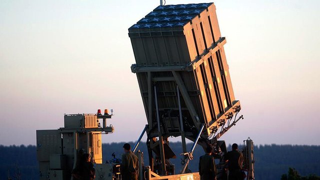 اسرائیل از آمریکا سیستم دفاع موشکی «گنبد آهنین» می‌خرد