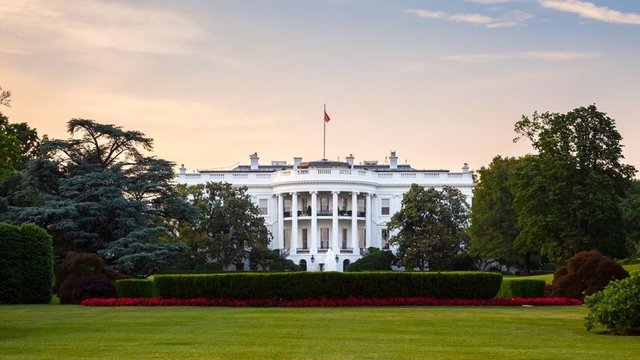 کاخ سفید: تعطیلی بخشی از دولت آمریکا ممکن است تا ۲۰۱۹ طول بکشد