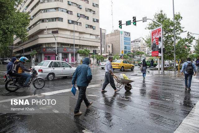 بزرگراه امام علی مسدود شد/ محدودیت‌های ترافیکی تهران درپی بارش‌های اخیر