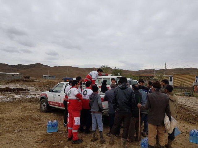 امدادرسانی به بیش از ۴۲۰۰ نفر در سیل جنوب استان کرمان