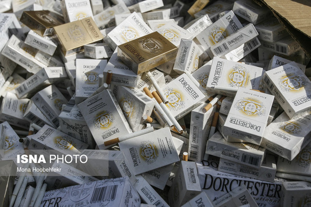 کشف ۴۸ هزار نخ سیگار خارجی قاچاق در بوئین‌زهرا