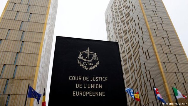 دادگاه اروپا: پناهندگان باید کمک‌های دولتی برابر دریافت کنند