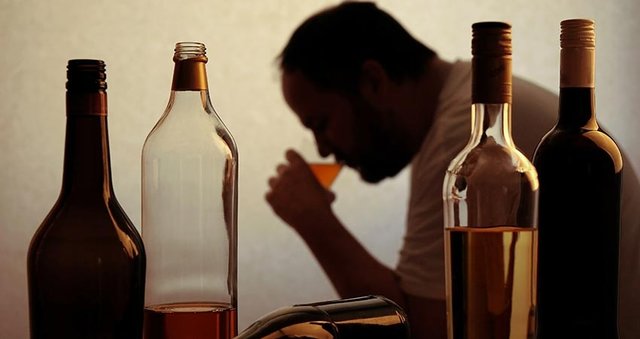 تعطیلی مراکز «ترک الکل» و بلاتکلیفی درمان الکی‌ها