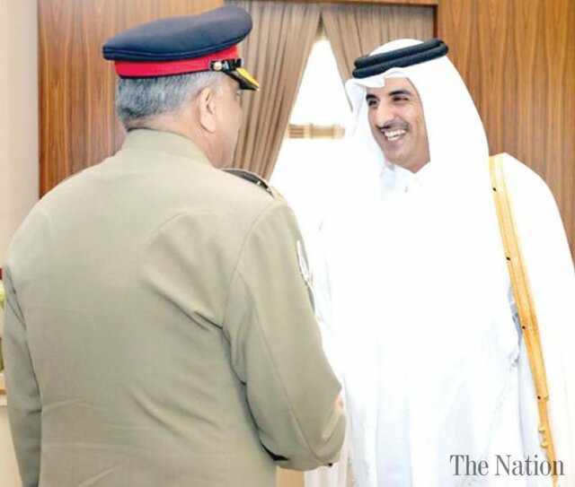 دیدار رئیس ستاد ارتش پاکستان با امیر قطر