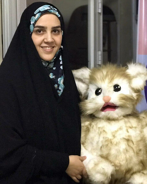 گفت‌وگو با سازنده اولین عروسک اوتیسمی‌ها در یزد