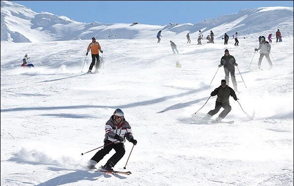مجروحیت ۱۸ نفر در پیست‌های اسکی چهارمحال و بختیاری در یک روز