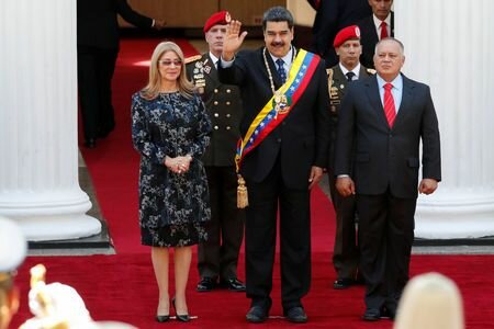 مادورو: بولسونارو “هیتلر معاصر” است