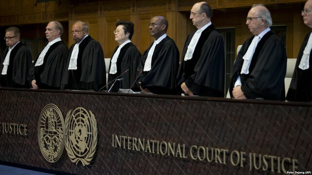 جلسه دیوان بین‌المللی لاهه برای صدور حکم درباره شکایت ایران از آمریکا آغاز شد