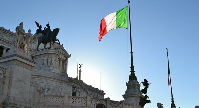 درخواست نماینده پارلمان ایتالیا برای “ایتالگزیت”