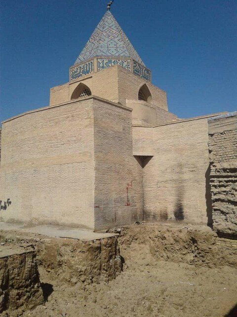 معاون میراث فرهنگی اصفهان: ادامه فعالیت متوقف شده است