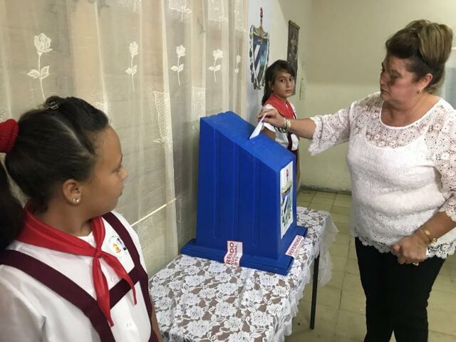 ۸۷ درصد مردم کوبا به قانون اساسی جدید رای مثبت دادند