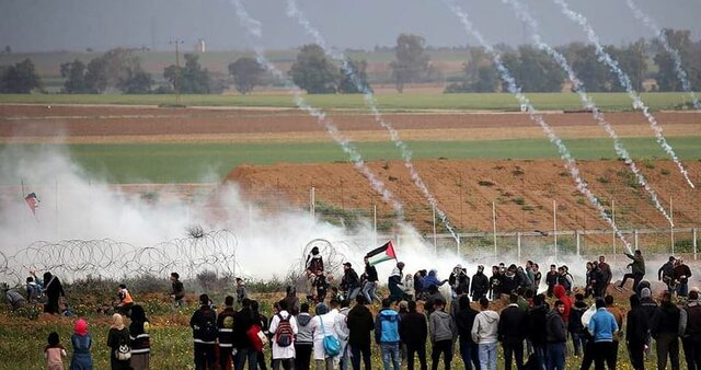 ۱۷ زخمی به ضرب گلوله صهیونیست‌ها در تظاهرات «جمعه باب الرحمه» در مرزهای غزه