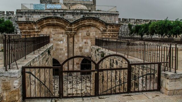 دادگاه اسرائیل مهلت یک هفته‌ای برای تعطیلی باب‌الرحمه تعیین کرد/تبعید وزیر قدس از مسجد الاقصی