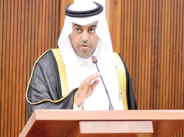 رئیس پارلمان عربی: به دنبال ایجاد راهبردی یکپارچه برای تعامل با ایران هستیم