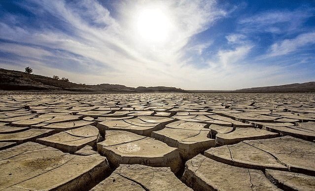 حاکمیت ۳۰ ساله خشکسالی‌ در کشور/تبخیر ۲۷۰ میلیارد مترمکعبی آب به دلیل تابش خورشید و بادهای خشک