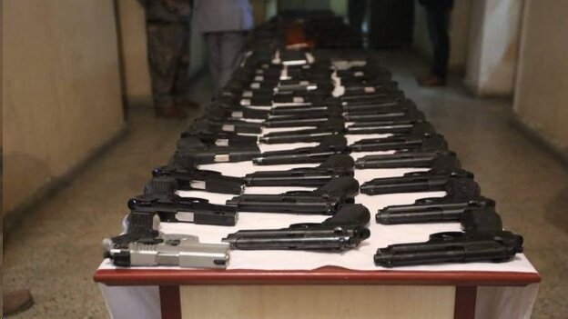 اشرف غنی دستور خلع سلاح افراد مسلح غیرمسئول کابل را صادر کرد