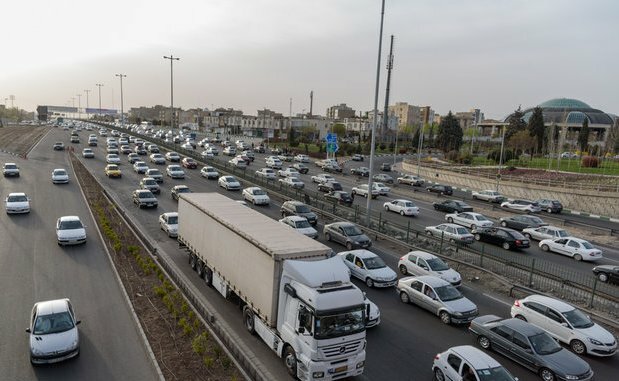 ترافیک سنگین در محورهای مواصلاتی قزوین