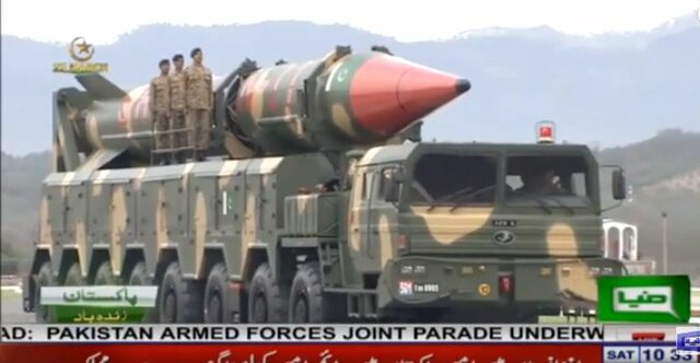 نمایش موشکهای با قابلیت حمله کلاهک هسته‌ای در رژه نظامی بزرگ روز ملی پاکستان