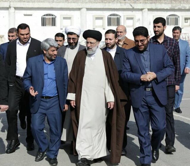 رئیس قوه قضائیه از بخش‌های مختلف زندان مرکزی مشهد بازدید کرد