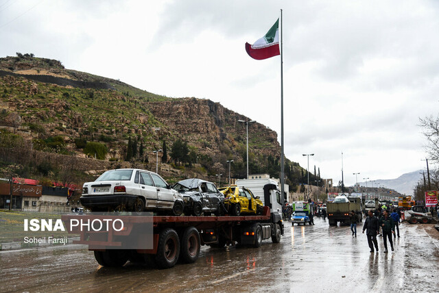 آسیب دیدن ١۵٠ خودرو در سیل شیراز/سیل حاصل ۱۰دقیقه بارندگی بود