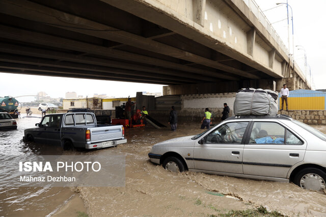 ممنوعیت تردد در جاده‌های ساحلی اهواز / حاشیه رودخانه‌های خوزستان خطرناک‌اند