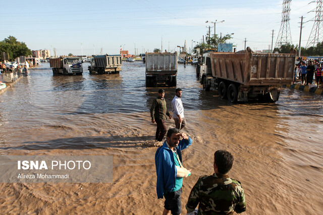 ارسال ۶۰ خودروی کمک‌دار و ۲۰ شناور به مناطق سیل‌زده خوزستان