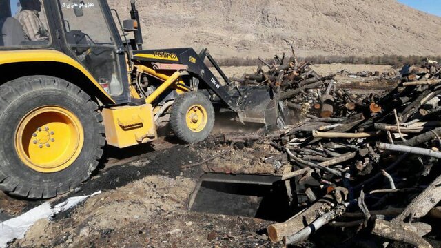 تخریب کوره‌های تولید زغال در حسن آباد فشافویه