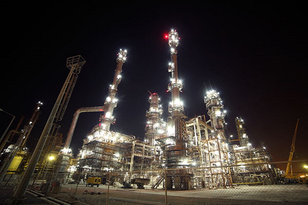 ساخت مرحله چهارم پالایشگاه نفت ستاره خلیج فارس آغاز شد