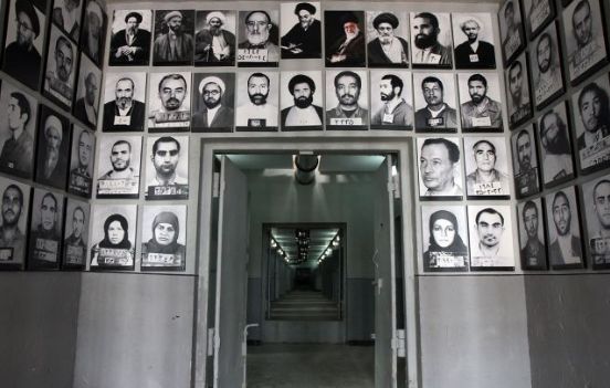 زمان در حبس قصر اولین موزه زنده ایران