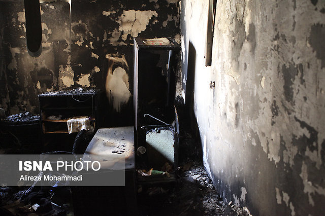 ۱۰ مصدوم در آتش‌سوزی یک منزل مسکونی در کرمان