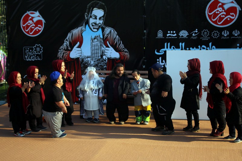 پنجمین جشنواره بین المللی نمایش های خیابانی ‘تبریزیم’ آغاز شد