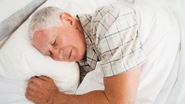 اثرات خواب‌ همراه “رویا” در تقویت حافظه/لزوم استانداردسازی ابزارهای شناختی برای درمان آلزایمر