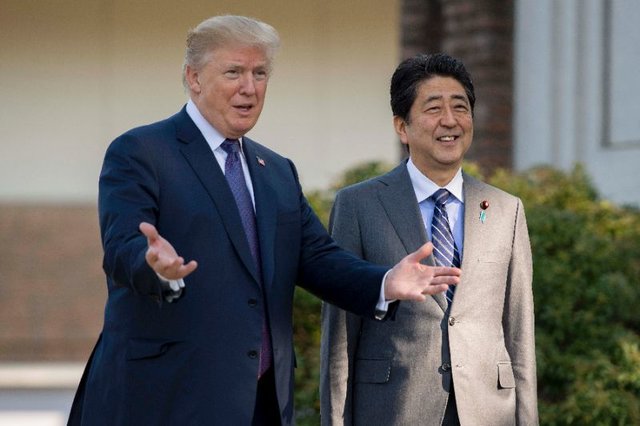 توافق ترامپ و آبه درباره مثبت بودن نشست رهبران دو کره