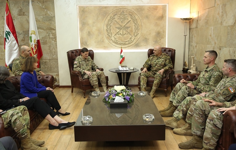فرمانده ارشد ارتش آمریکا چرا به لبنان سفر کرد؟