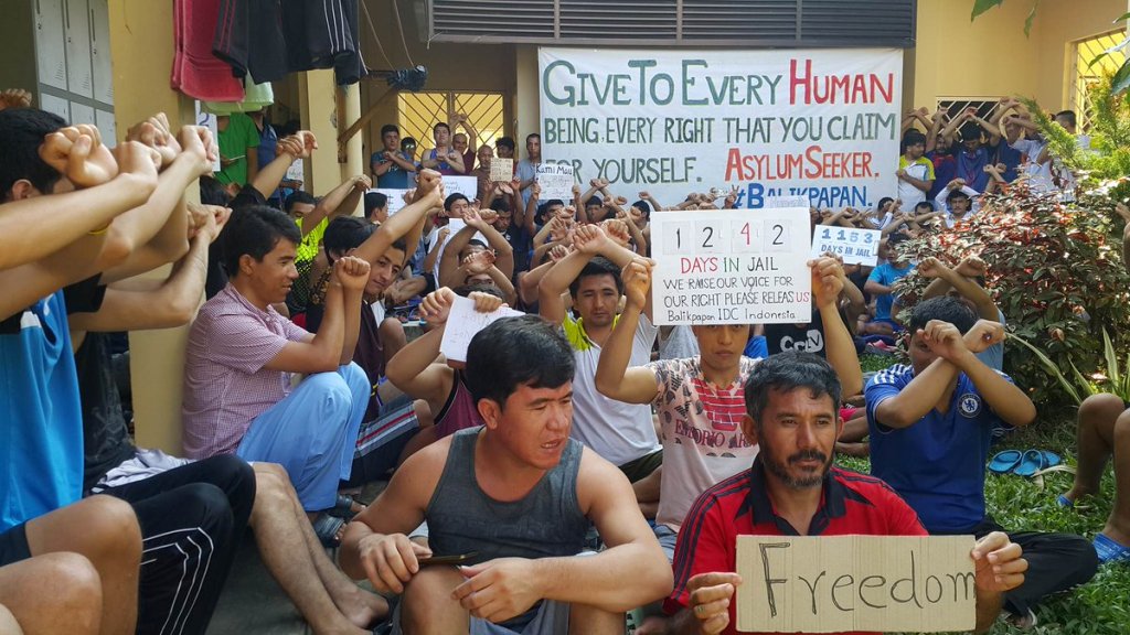 مهاجران افغانستانی در بازداشتگاهی در اندونزی شورش کردند
