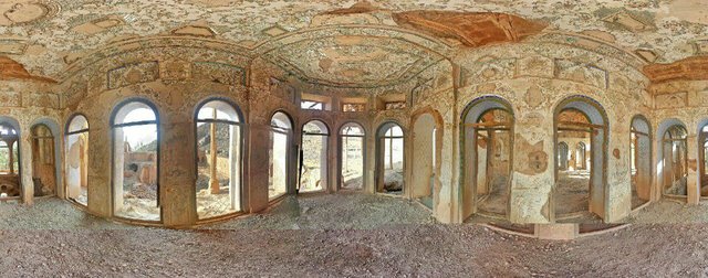 تخصیص ‌اعتبار برای تازه سازی و استحکام سقف کاخ سرهنگ‌آباد زواره