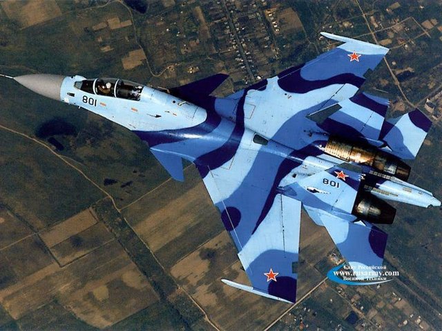 جنگنده‌های سوخوی ۳۵ روسیه در راه چین