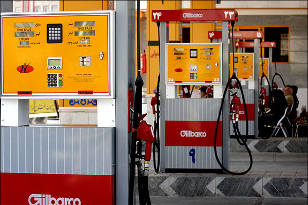 معاون سیاسی استانداری فارس:مردم به شایعات کمبود بنزین توجه نکنند
