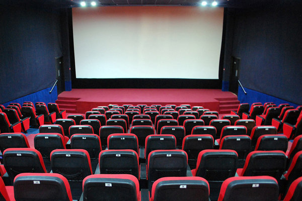 انتظار ۱۶ ساله برای افتتاح مرکز سینمایی ساوجبلاغ در البرز