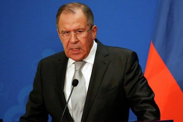 وزیر خارجه روسیه: آمریکا تروریست‌ها را در جنوب سوریه  آموزش می‌دهد