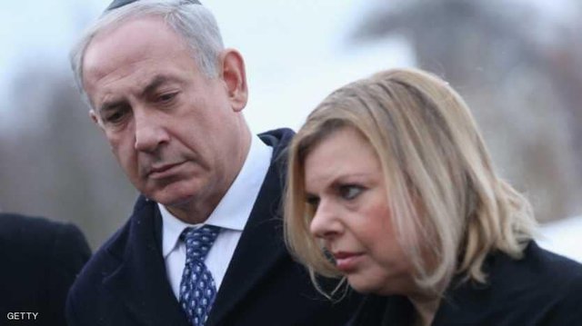 زن نتانیاهو یا باید به اتهام فساد محاکمه شود و یا ۶۰ هزار دلار غرامت بدهد