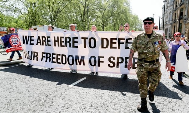 راهپیمایی هزاران نفری در لندن در حمایت از “آزادی بیان”