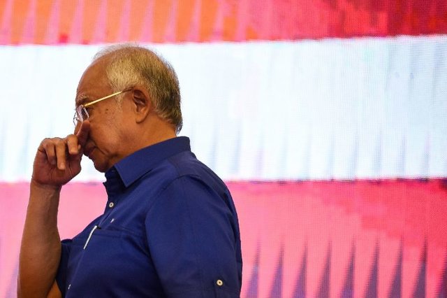 نجیب رزاق پس از شکست انتخاباتی: خواسته مردم مالزی را می‌پذیرم