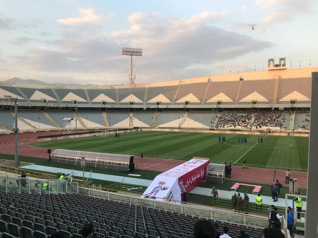حضور ۲۵۰۰ هوادار در ورزشگاه آزادی